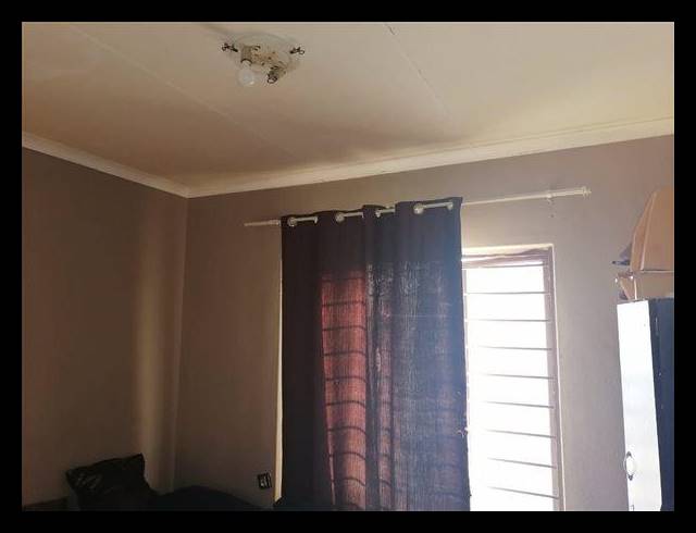 2 BEDROOM APARTMENT FOR SALE IN BRACKENHAM